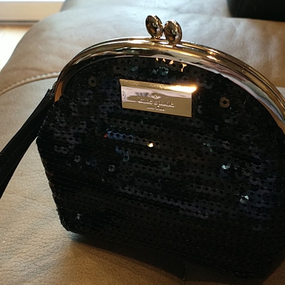 ECU Kate Spade ♠️ Sequined Wristlet